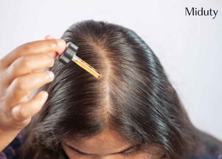 Minoxidil For Hair Growth: Uses, Benefits & Side Effects