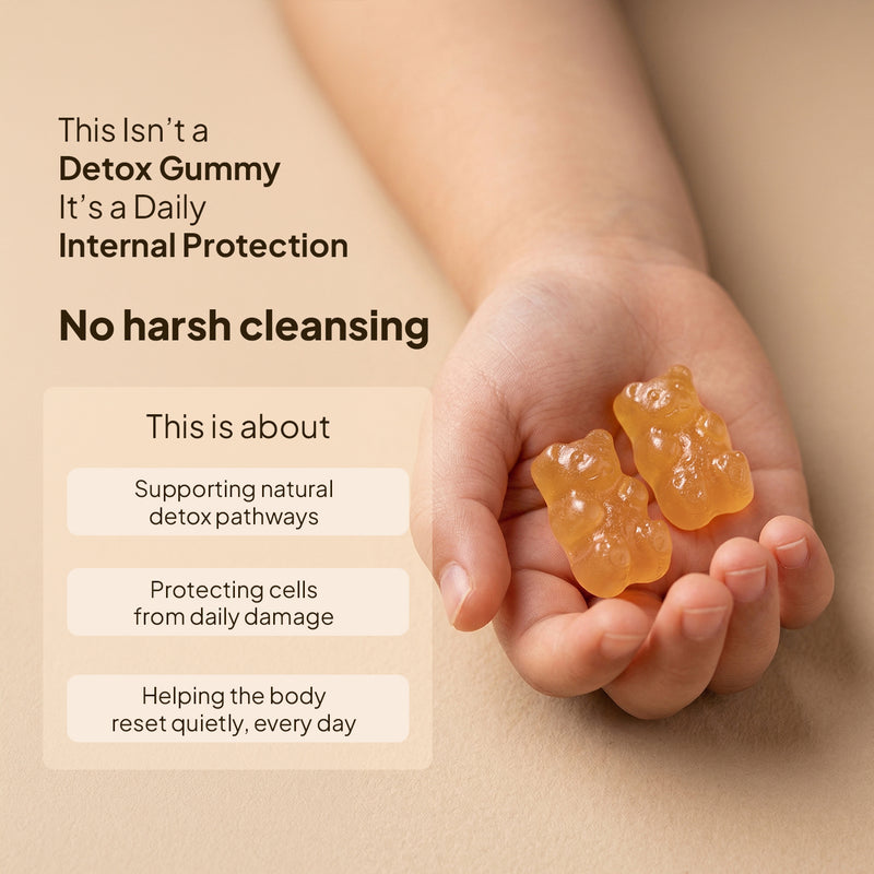 Hand holding Miduty Kids Detox gummies with text about daily internal protection and detoxification.